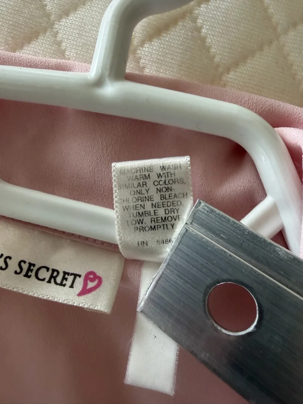 Victoria’s Secret Baby Pink Pajama Set Small Sheer Top Floral Embroidered Shorts - Picture 5 of 9